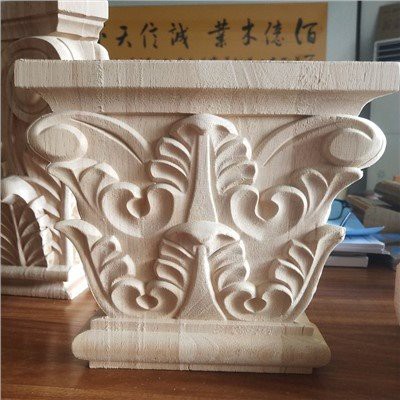 Corbels de madeira inacabados
