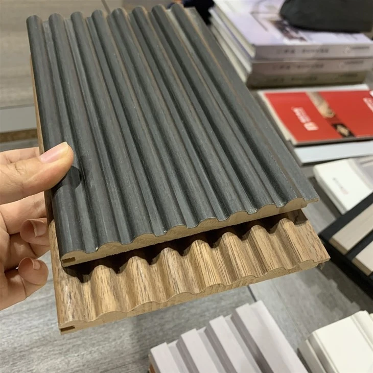 Solid Wooden Wall Paneling Board Pine Wood Wall Cladding